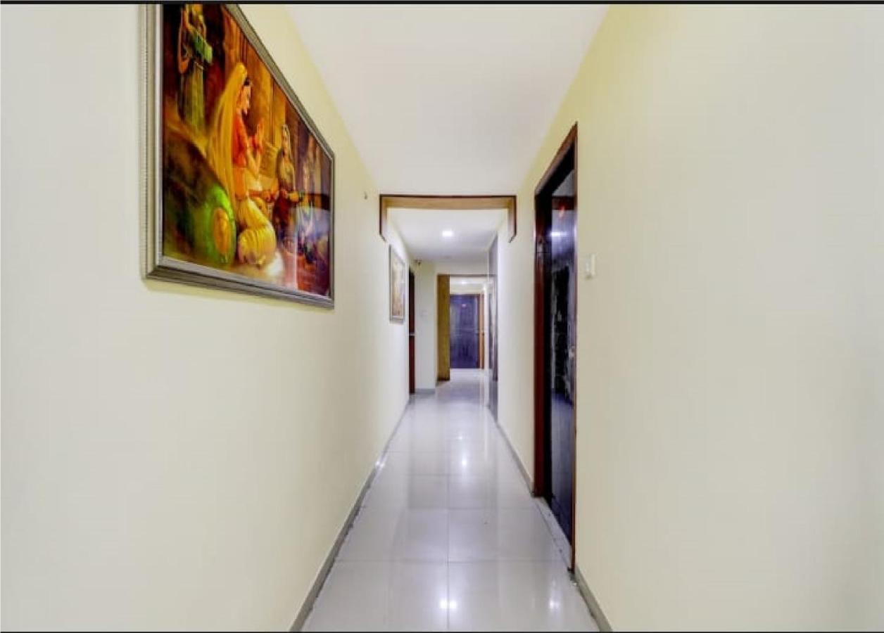 Hotel Krishna Palace Ahmadábád Exteriér fotografie