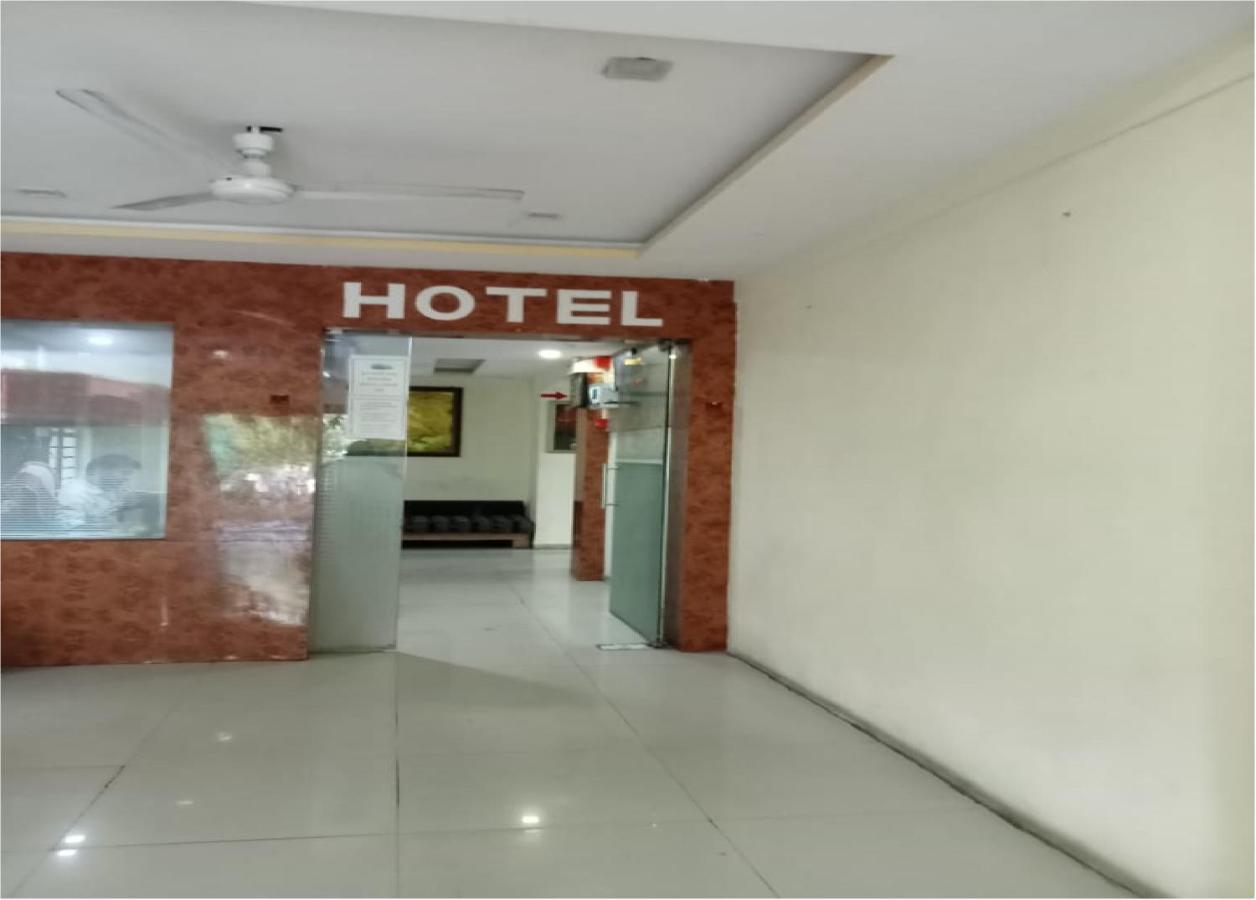 Hotel Krishna Palace Ahmadábád Exteriér fotografie